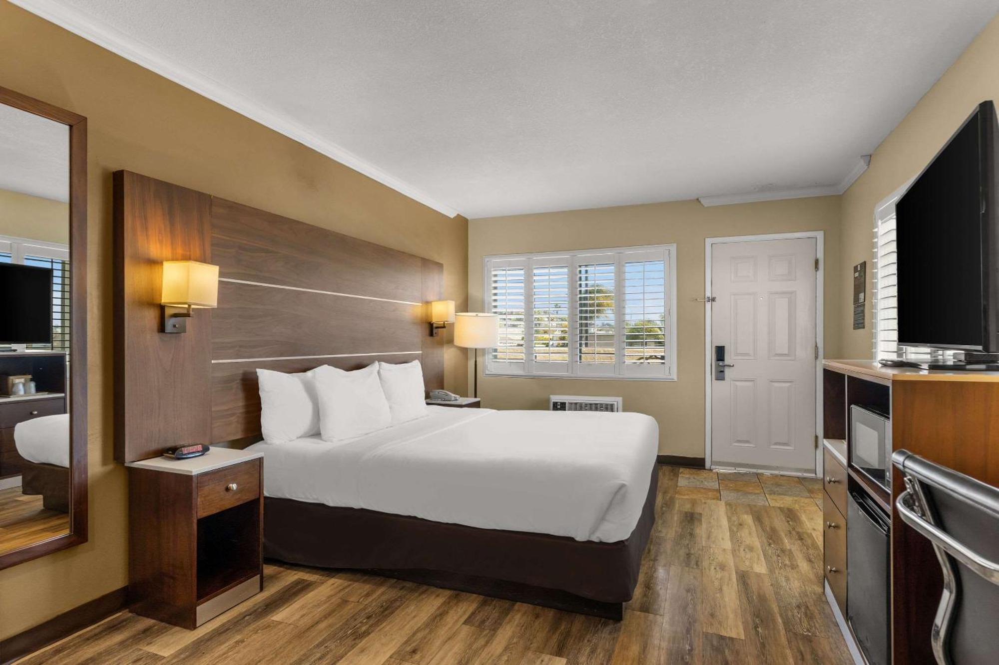 Comfort Inn San Diego Airport At The Harbor Eksteriør billede