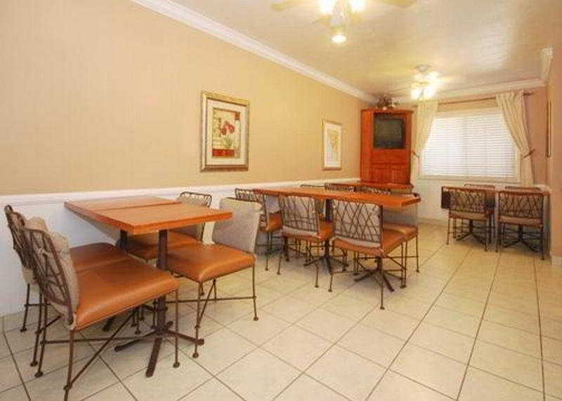 Comfort Inn San Diego Airport At The Harbor Restaurant billede